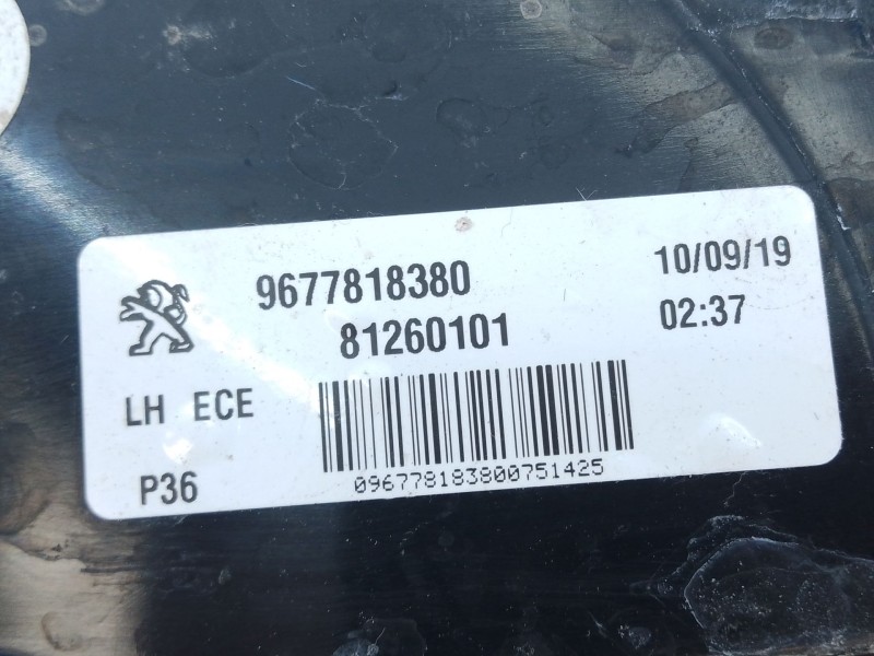 Recambio de piloto trasero izquierdo porton para peugeot 308 ii (lb_, lp_, lw_, lh_, l3_) 1.2 thp 130 referencia OEM IAM 9677818