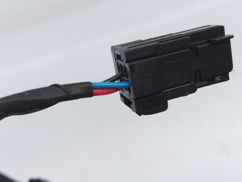 Recambio de piloto trasero izquierdo porton para peugeot 308 ii (lb_, lp_, lw_, lh_, l3_) 1.2 thp 130 referencia OEM IAM 9677818