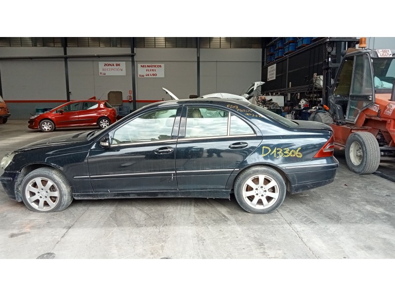 mercedes-benz clase c (w203) del año 2000