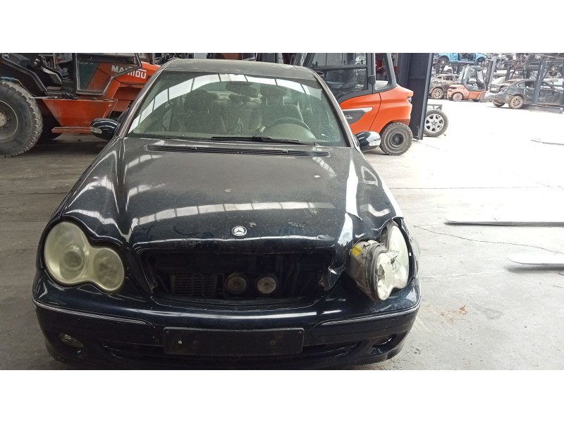 mercedes-benz clase c (w203) del año 2000