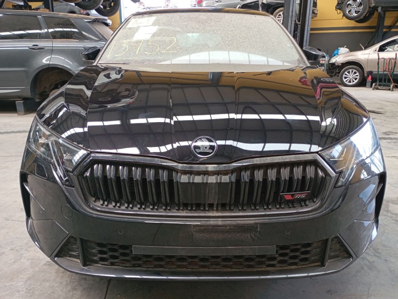 skoda octavia iv nx3 vrs 2.0 tsi del año 2024