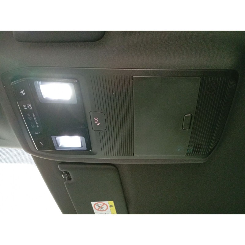Recambio de luz interior para skoda octavia iv nx3 vrs 2.0 tsi referencia OEM IAM   