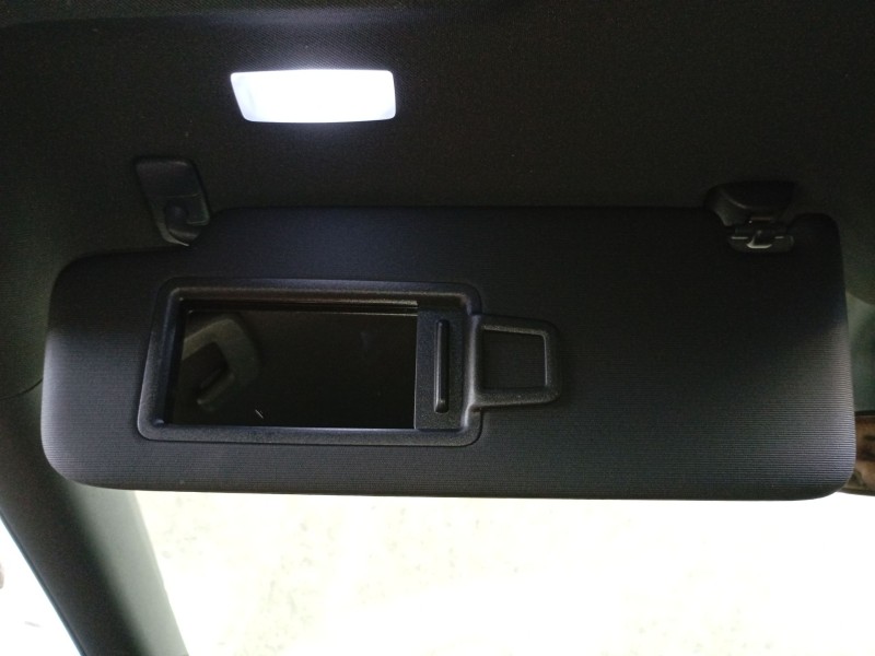 Recambio de parasol izquierdo para skoda octavia iv nx3 vrs 2.0 tsi referencia OEM IAM   