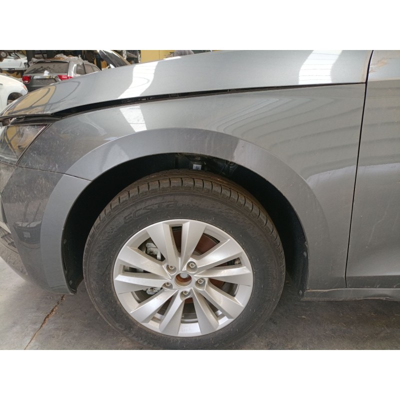 Recambio de aleta delantera izquierda para skoda octavia iv combi nx5 1.5 tsi referencia OEM IAM   