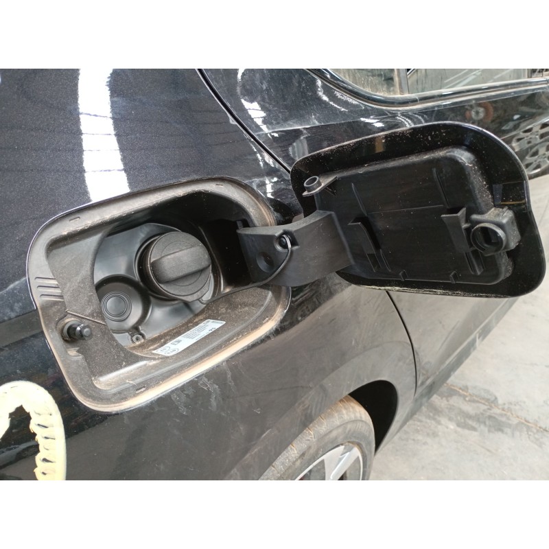 Recambio de tapa exterior combustible para skoda octavia iv nx3 vrs 2.0 tsi referencia OEM IAM   