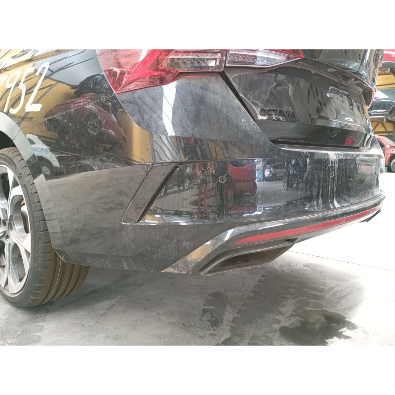 Recambio de paragolpes trasero para skoda octavia iv nx3 vrs 2.0 tsi referencia OEM IAM   