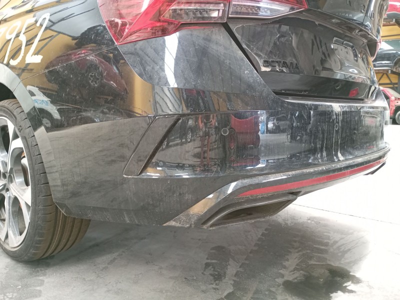 Recambio de paragolpes trasero para skoda octavia iv nx3 vrs 2.0 tsi referencia OEM IAM   