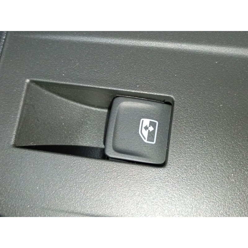 Recambio de mando elevalunas delantero derecho para skoda octavia iv nx3 vrs 2.0 tsi referencia OEM IAM   