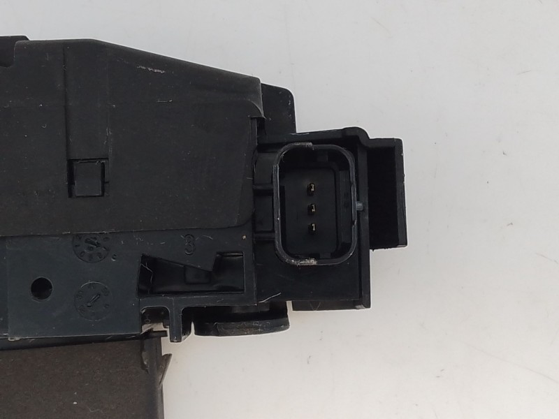 Recambio de cerradura maletero / porton para peugeot 308 ii (lb_, lp_, lw_, lh_, l3_) 1.2 thp 130 referencia OEM IAM 9816195380 