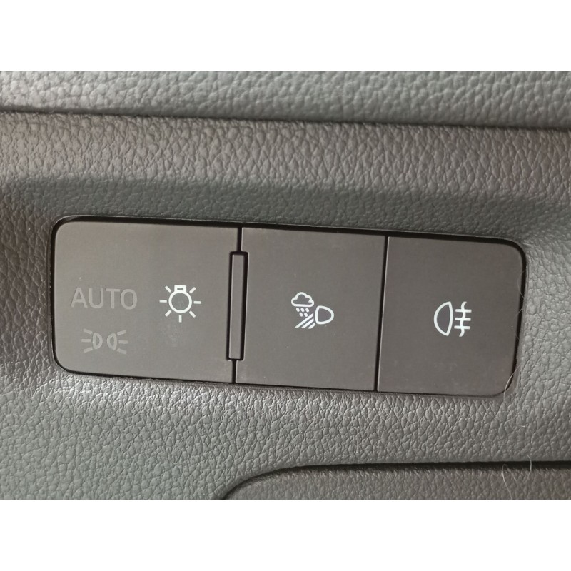 Recambio de mando luces para skoda octavia iv nx3 vrs 2.0 tsi referencia OEM IAM   