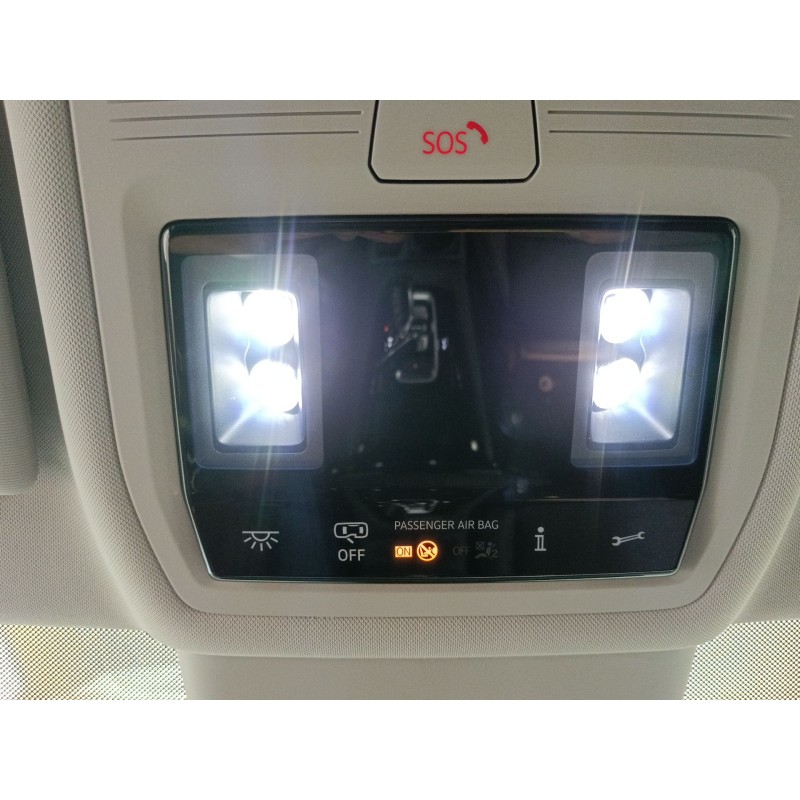 Recambio de luz interior para skoda octavia iv combi nx5 1.5 tsi referencia OEM IAM   