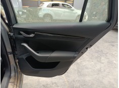 Recambio de guarnecido puerta trasera derecha para skoda octavia iv combi nx5 1.5 tsi referencia OEM IAM   
