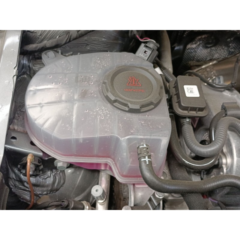 Recambio de deposito expansion para skoda octavia iv combi nx5 1.5 tsi referencia OEM IAM   