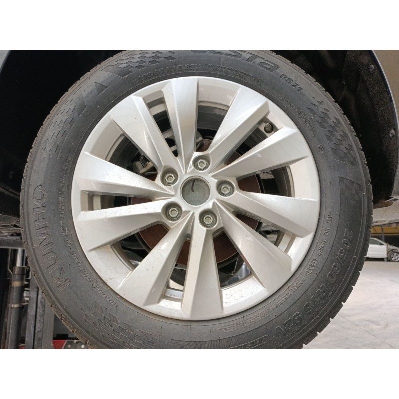 Recambio de llanta para skoda octavia iv combi nx5 1.5 tsi referencia OEM IAM 205/60/16  