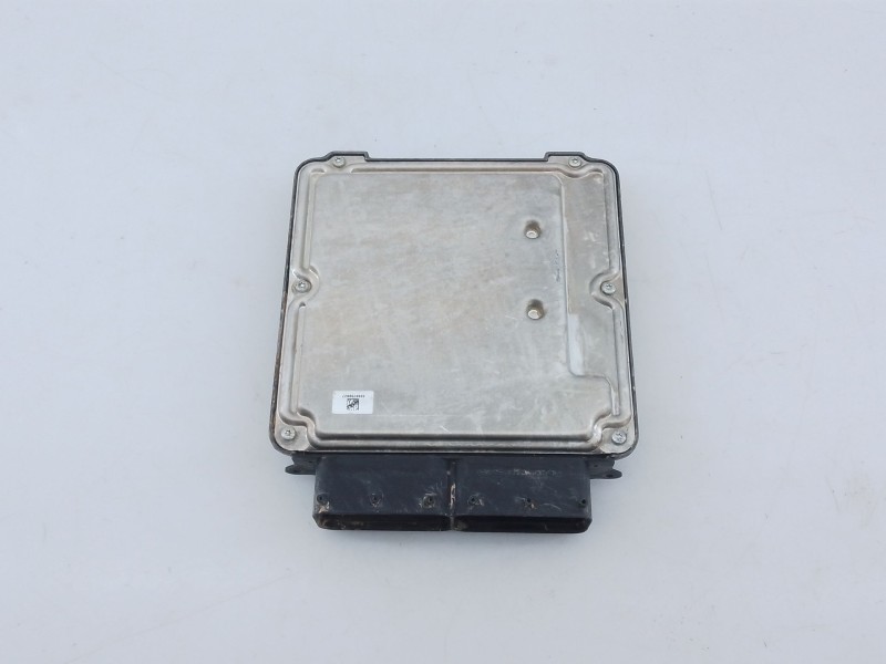 Recambio de centralita motor uce para volkswagen touran (5t1) 2.0 tdi referencia OEM IAM 04L907309P 0281031483 