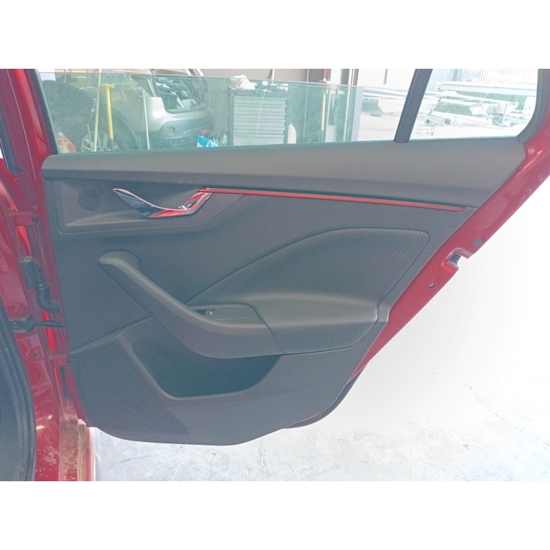 Recambio de guarnecido puerta trasera derecha para skoda scala (nw1) 1.5 tsi referencia OEM IAM   