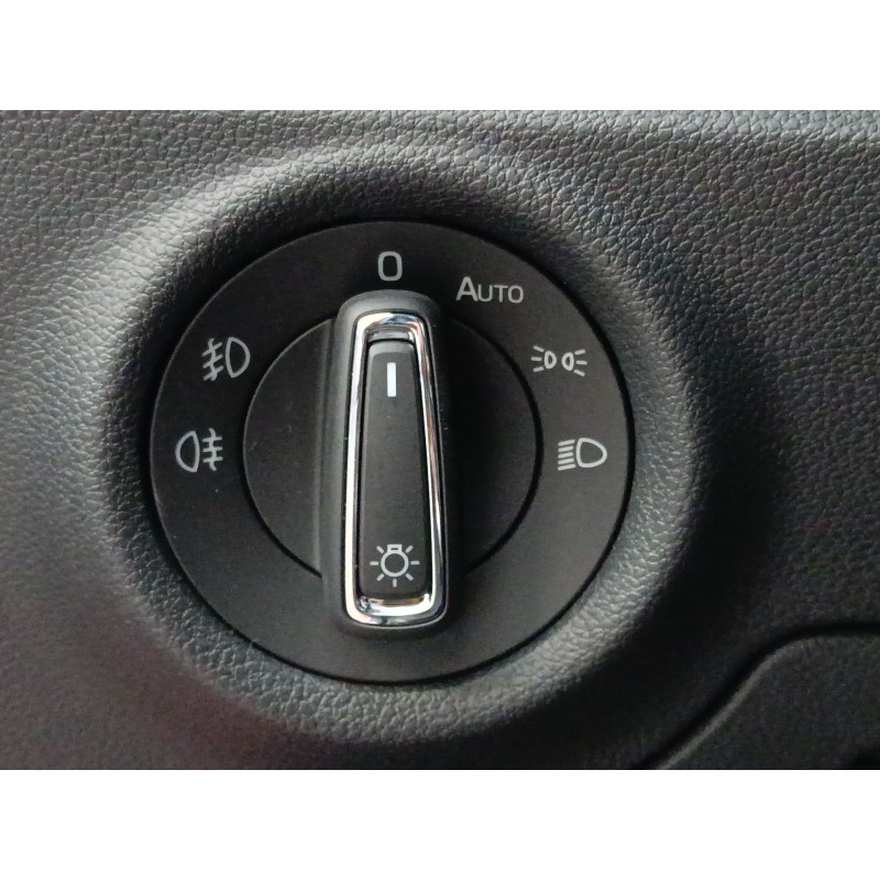 Recambio de mando luces para skoda scala (nw1) 1.5 tsi referencia OEM IAM   