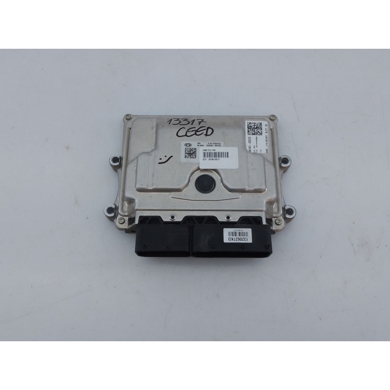 Recambio de centralita motor uce para kia ceed (cd) 1.4 t-gdi referencia OEM IAM 3910303CH2 3910303CE5 