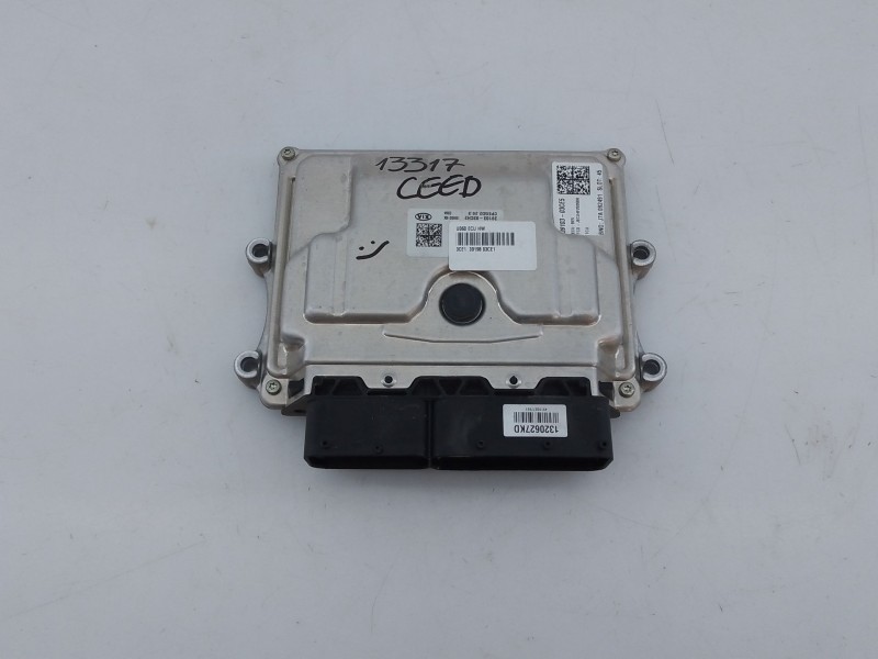Recambio de centralita motor uce para kia ceed (cd) 1.4 t-gdi referencia OEM IAM 3910303CH2 3910303CE5 