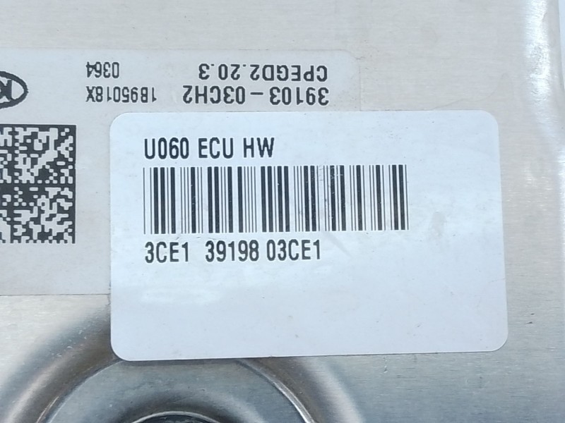 Recambio de centralita motor uce para kia ceed (cd) 1.4 t-gdi referencia OEM IAM 3910303CH2 3910303CE5 