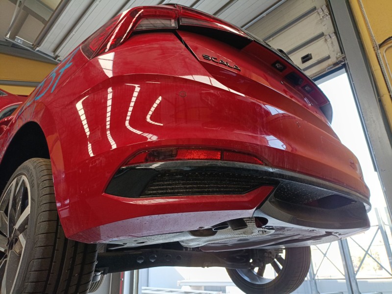 Recambio de paragolpes trasero para skoda scala (nw1) 1.5 tsi referencia OEM IAM   