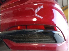 PILOTO TRASERO DERECHO DE PARAGOLPES 