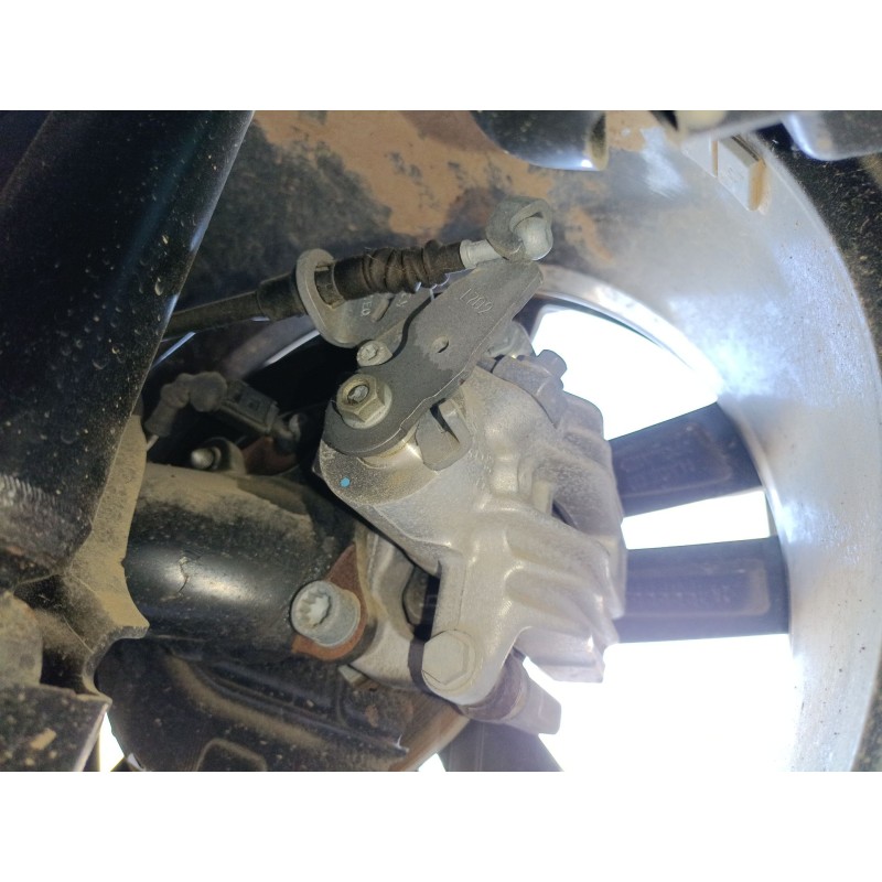 Recambio de pinza freno trasera derecha para skoda scala (nw1) 1.5 tsi referencia OEM IAM   