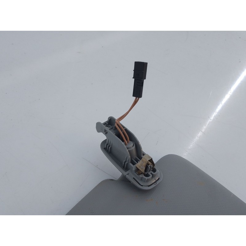 Recambio de parasol izquierdo para audi q2 q2 30 tdi referencia OEM IAM   