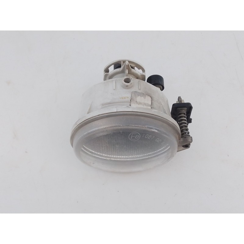 Recambio de faro antiniebla derecho para chrysler jeep cherokee (kj) 2.8 crd limited referencia OEM IAM   