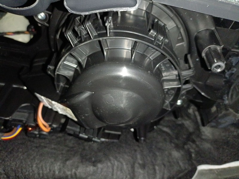 Recambio de ventilador calefaccion para skoda scala (nw1) 1.5 tsi referencia OEM IAM 2Q1820021A  