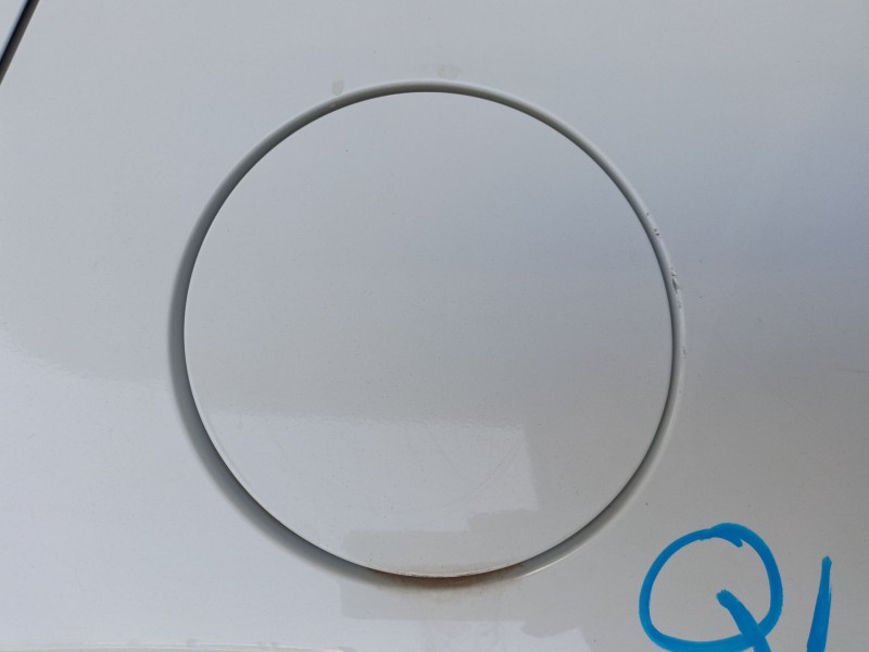 Recambio de tapa exterior combustible para kia sportage iv (ql, qle) 1.7 crdi referencia OEM IAM   