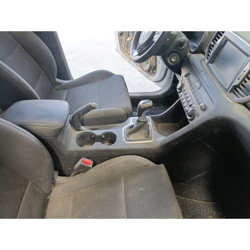 Recambio de consola central para kia sportage iv (ql, qle) 1.7 crdi referencia OEM IAM   