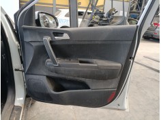 Recambio de guarnecido puerta delantera derecha para kia sportage iv (ql, qle) 1.7 crdi referencia OEM IAM   