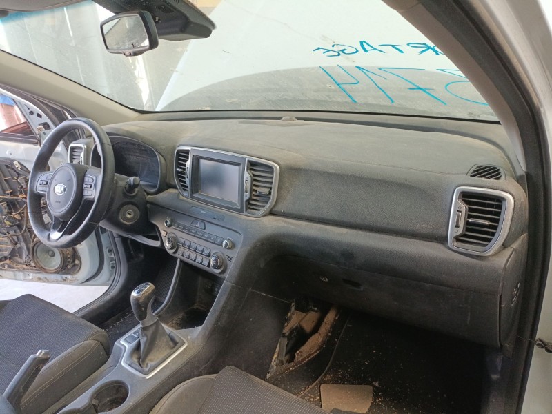Recambio de salpicadero para kia sportage iv (ql, qle) 1.7 crdi referencia OEM IAM   