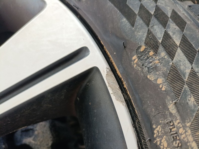 Recambio de llanta para kia sportage iv (ql, qle) 1.7 crdi referencia OEM IAM 245/45/19  