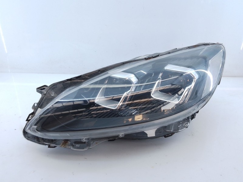 Recambio de faro derecho xenon para ford kuga st-line referencia OEM IAM   