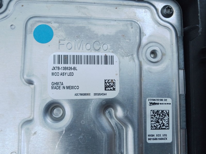 Recambio de faro derecho xenon para ford kuga st-line referencia OEM IAM   