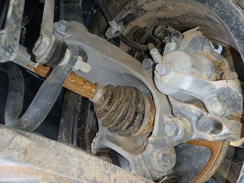 Recambio de mangueta delantera izquierda para nissan qashqai iii (j12) 1.3 dig-t referencia OEM IAM   