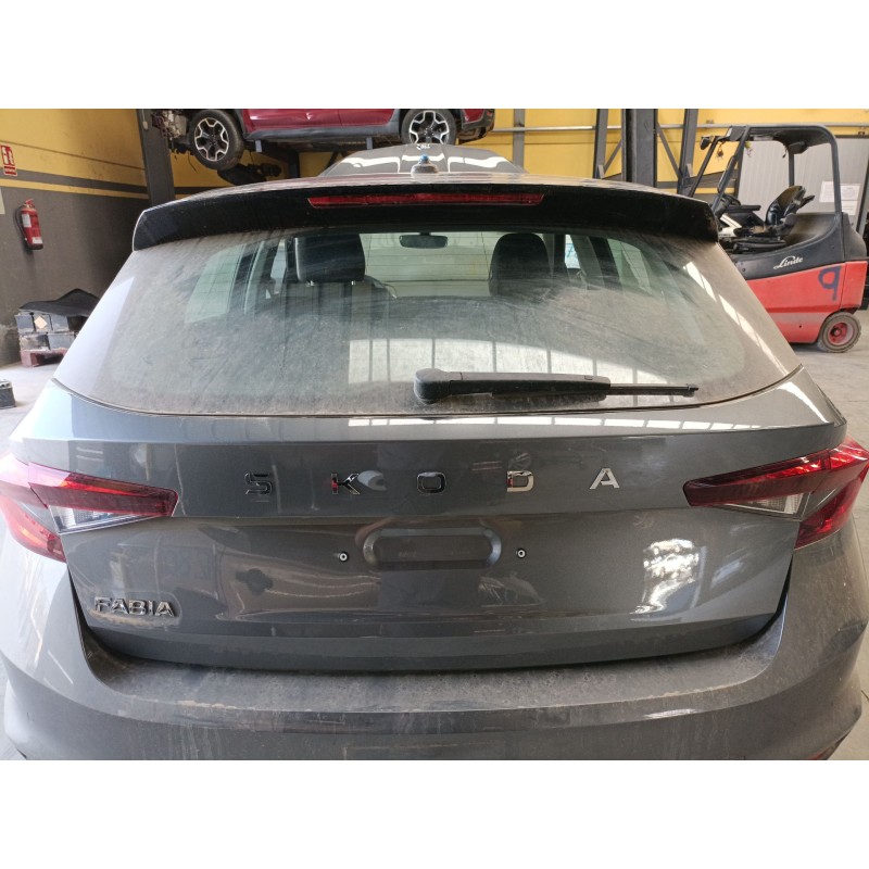 Recambio de porton trasero para skoda fabia iv (pj3) 1.0 mpi referencia OEM IAM   