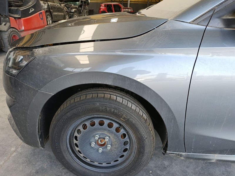 Recambio de aleta delantera izquierda para skoda fabia iv (pj3) 1.0 mpi referencia OEM IAM   