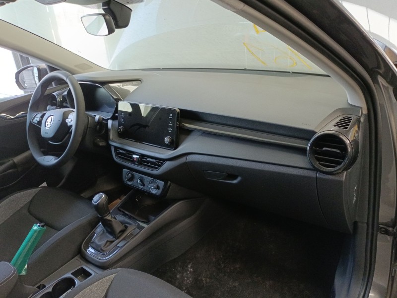 Recambio de kit airbag para skoda fabia iv (pj3) 1.0 mpi referencia OEM IAM   