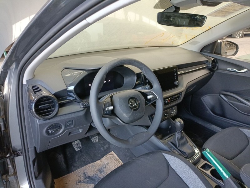 Recambio de kit airbag para skoda fabia iv (pj3) 1.0 mpi referencia OEM IAM   