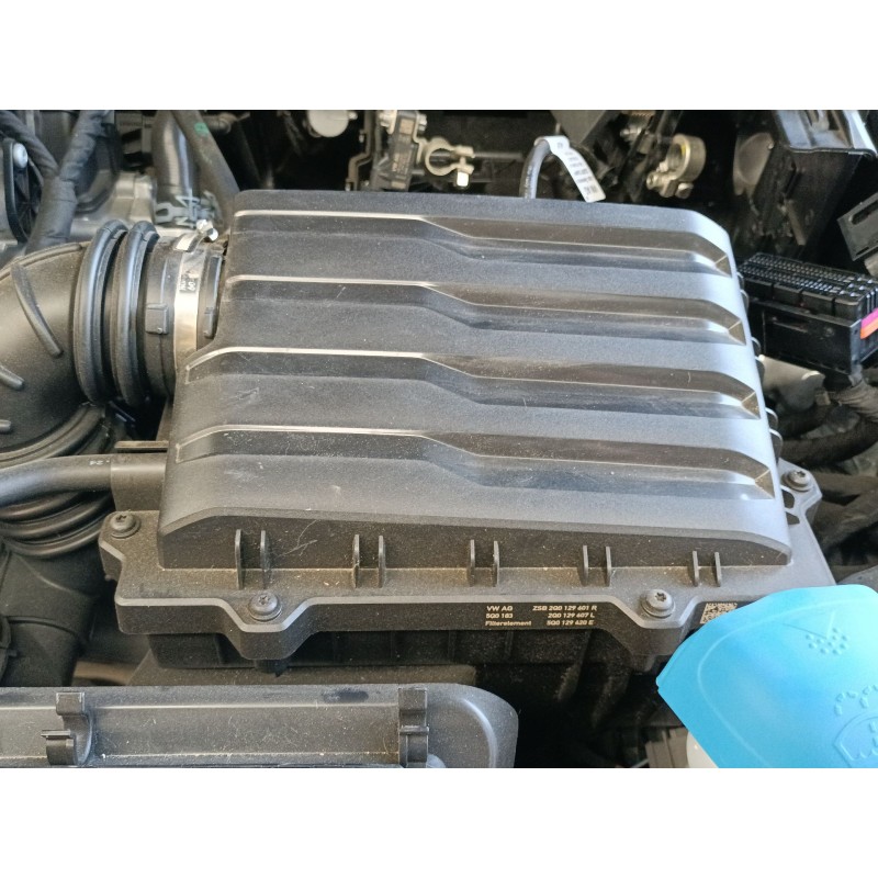 Recambio de filtro aire para skoda fabia iv (pj3) 1.0 mpi referencia OEM IAM 5Q0129620E  