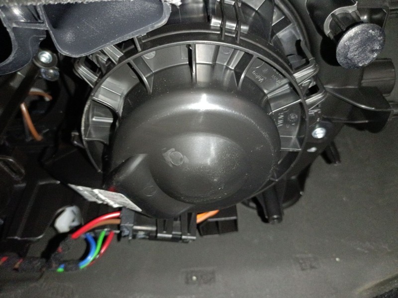 Recambio de ventilador calefaccion para skoda fabia iv (pj3) 1.0 mpi referencia OEM IAM 2Q1819021A  