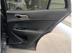 GUARNECIDO PUERTA TRASERA DERECHA 