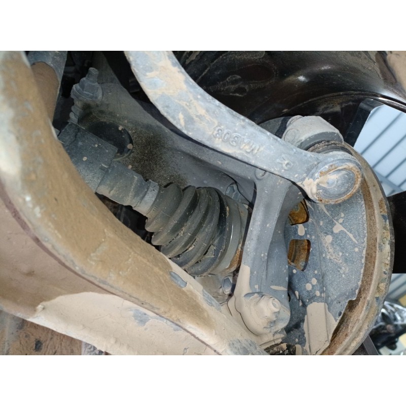 Recambio de mangueta delantera derecha para nissan qashqai iii (j12) 1.3 dig-t referencia OEM IAM   