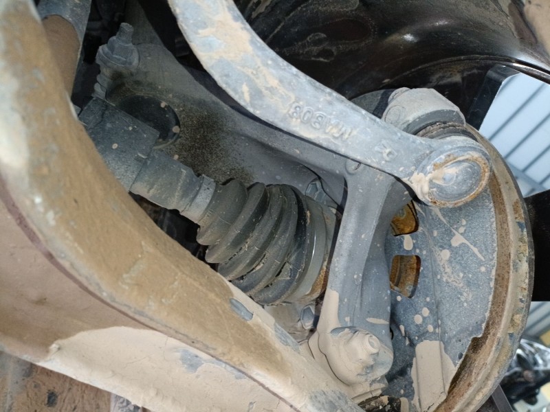 Recambio de mangueta delantera derecha para nissan qashqai iii (j12) 1.3 dig-t referencia OEM IAM   