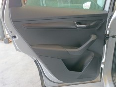 Recambio de guarnecido puerta trasera izquierda para skoda karoq 2.0 tdi nu7 referencia OEM IAM   