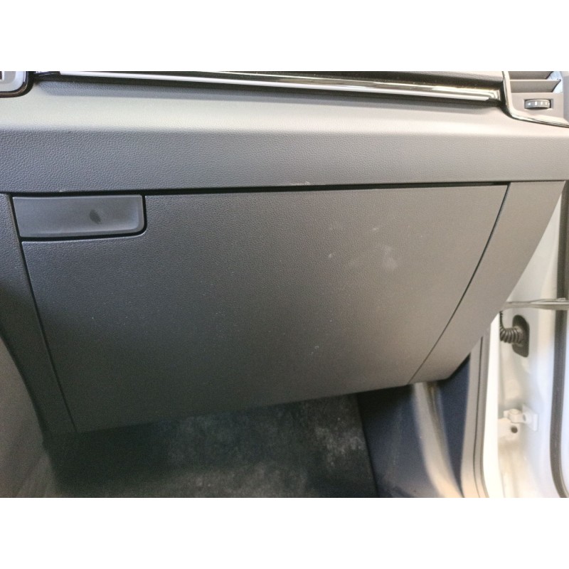 Recambio de guantera para skoda karoq 2.0 tdi nu7 referencia OEM IAM   