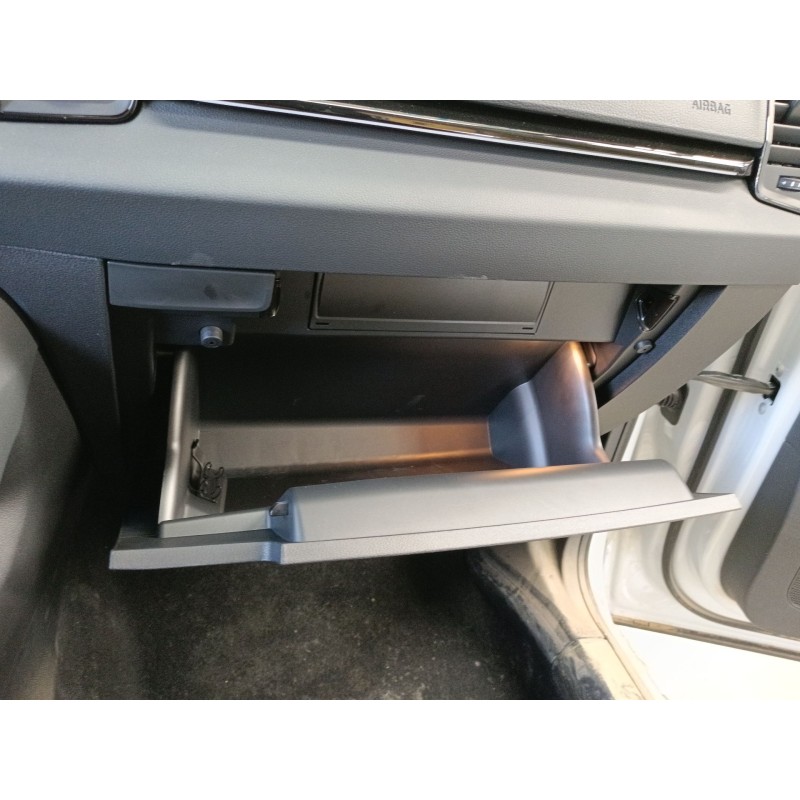Recambio de guantera para skoda karoq 2.0 tdi nu7 referencia OEM IAM   